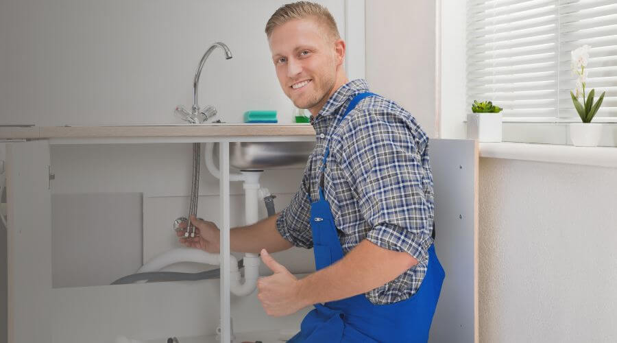 Weekend Plumber Service in Castleton, IL